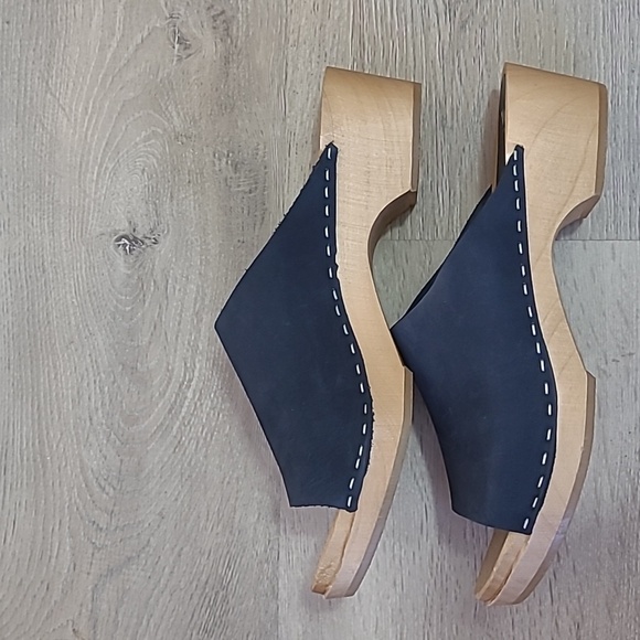 COPY - Vallejo swedish design wood leather upper clogs size 40 or 8.5 - Picture 2 of 7